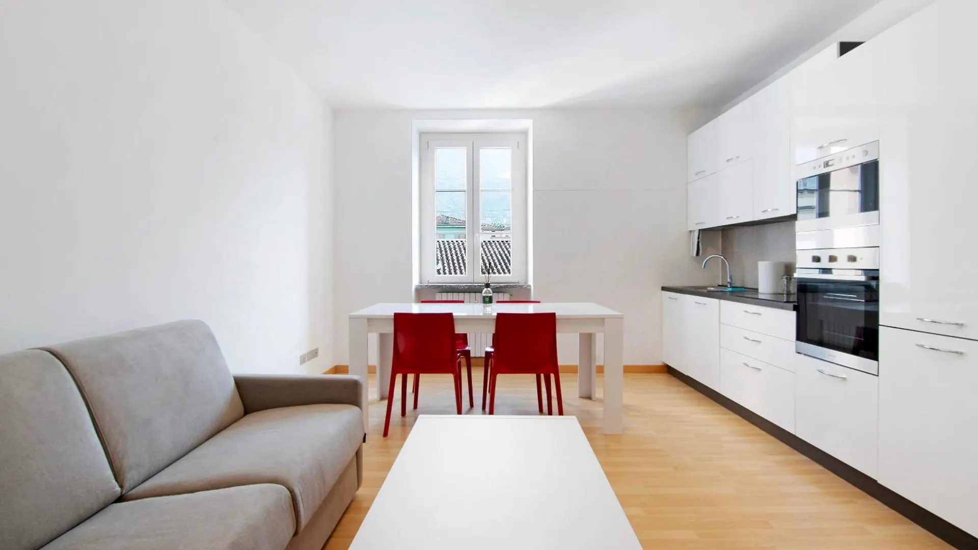 Greta House Apartment Colico