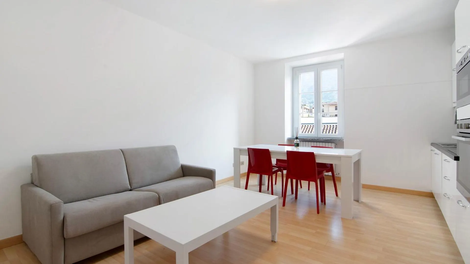 Greta House Apartment Colico Italy