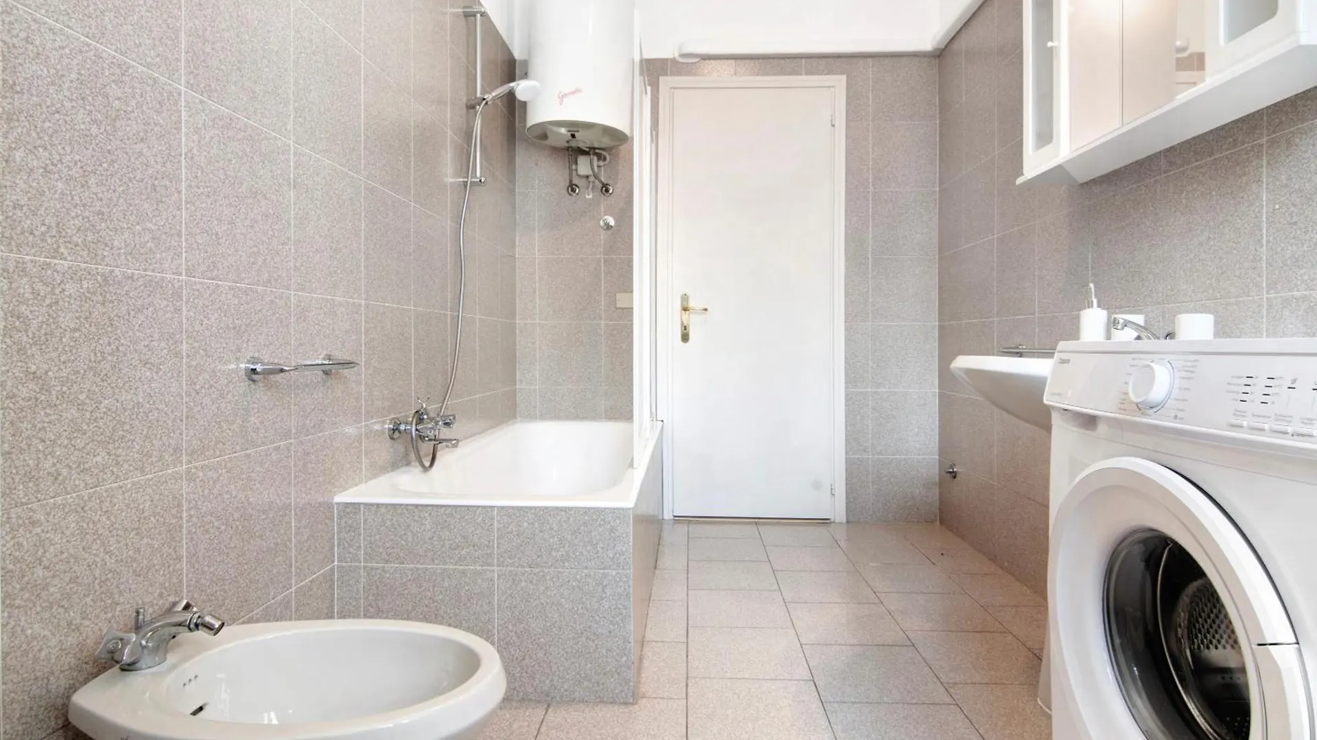Greta House Apartment Colico